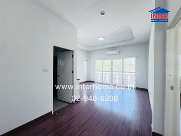 2-storey detached house, 133.5 sq m., detached house near Robinson Srisaman, Si Mum Muang Market, Rangsit University, Songprapa Road, Don Mueang Distr