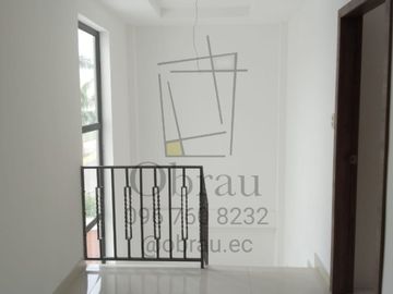 Venta-Casa en Logare, Daule, via a Salitre, cerca de La Joya, Villa Club, sector la Aurora, a minutos de CC El Dorado