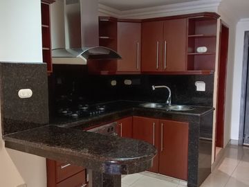 Venta-Departamento en Edif. San Francisco 300, sobre la av. 9 de octubre, cerca del Malecon 2000, centro de Guayaquil, a minutos de Puerto Santa Ana