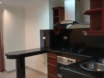Venta-Departamento en Edif. San Francisco 300, sobre la av. 9 de octubre, cerca del Malecon 2000, centro de Guayaquil, a minutos de Puerto Santa Ana