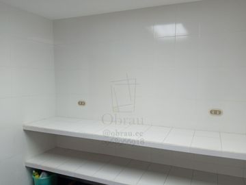 Venta-Departamento en Edif. San Francisco 300, sobre la av. 9 de octubre, cerca del Malecon 2000, centro de Guayaquil, a minutos de Puerto Santa Ana