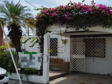 Venta-Casa en Urb. Martinno 2, salinas, a minutos del Paseo Shopping Libertad, Prov. Santa Elena, cerca de Salinas, Ballenita y Punta Blanca