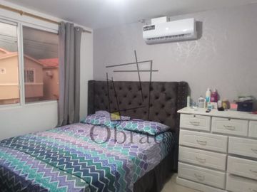 Venta-Casa en Urb. Villa Bonita, norte de Guayaquil, cerca de Mi Lote, Via a Daule, cerca de Porton de la Beata, Beata Mercedes Molina, y Montebello