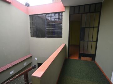 VENDO CASA DE OCASIÓN 100M² SAN MARTIN DE PORRES