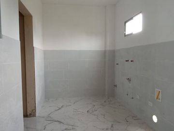 Venta-Departamento en Urb. Monaco, Isla Mocoli, Samborondon, cerca de Plaza Lagos, Plaza Batan y a minutos de CC Village Plaza, Riocentro Entrerios