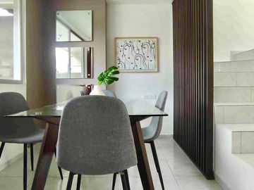 Se vende casa VIP La Armenia Valle de Los Chillos