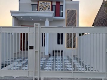 Rumah Minimalis Baru Gress di Perumahan Medokan Ayu Surabaya