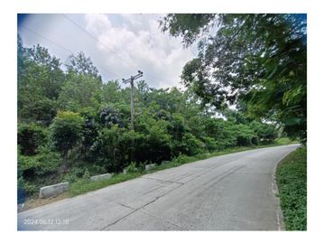Agro-industrial property convertible for resort or housing project
