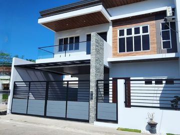 NEW MODERN FOUR BEDROOM HOUSE IN ANGELES CITY FOR SALE