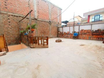 VENTA DE CASA EN SAN JUAN DE LURIGANCHO