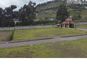 TERRENO DE VENTA MARTINEZ - AMBATO