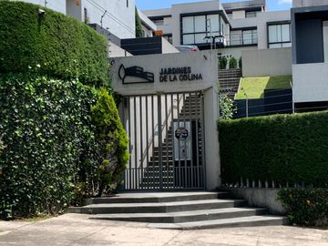 HERMOSA CASA EN VENTA EN CONOCOTO. 197 M2 TOTALES
