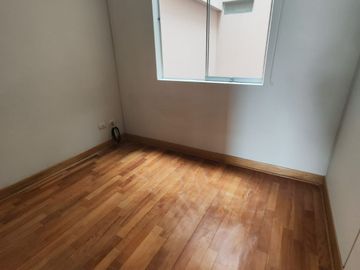 ¡Alquila Este Amplio Departamento En Santiago De Surco Limite Con Barranco Y Miraflores! 🌟 Súper Céntrico, Ideal Para Vivir Con Comodidad, Estilo Y C