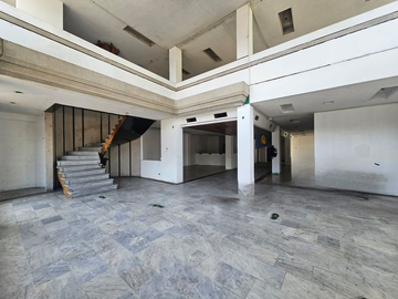 Edificio en venta en el centro de Guayaquil, Esquinera, Ecuador