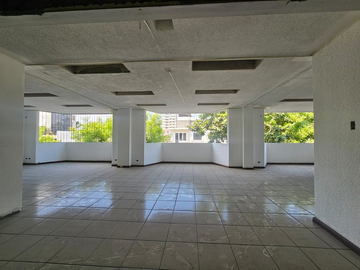 Edificio en venta en el centro de Guayaquil, Esquinera, Ecuador