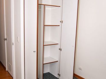 DEPARTAMENTO EN VENTA LA CISTERNA CERCA DE ESTACION DE METRO: COMODIDAD Y UBICACION IDEAL