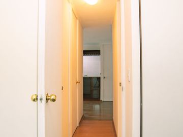 DEPARTAMENTO EN VENTA LA CISTERNA CERCA DE ESTACION DE METRO: COMODIDAD Y UBICACION IDEAL