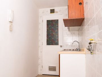 DEPARTAMENTO EN VENTA LA CISTERNA CERCA DE ESTACION DE METRO: COMODIDAD Y UBICACION IDEAL