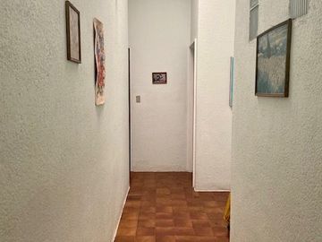 Venta de casa para remodelar en Lomas Hipódromo