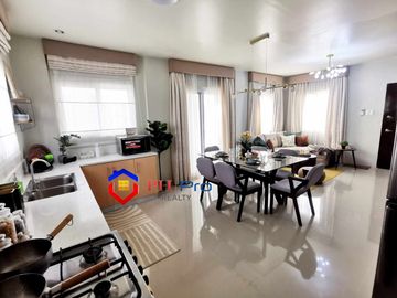 Hausland 4 Bedrooms and 2 Carpark near Subic Bay Freeport Zone