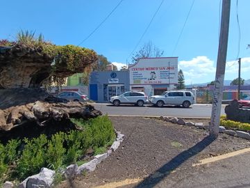 VENTA DE CASA EN LA COL. LA COLINA.