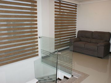 VENTA - CASA - ACABADOS DE LUJO - POMASQUI - NORTE - QUITO