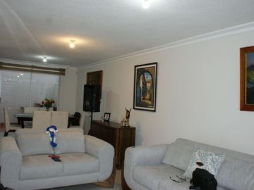 VENTA - CASA - ACABADOS DE LUJO - POMASQUI - NORTE - QUITO