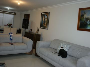 VENTA - CASA - ACABADOS DE LUJO - POMASQUI - NORTE - QUITO