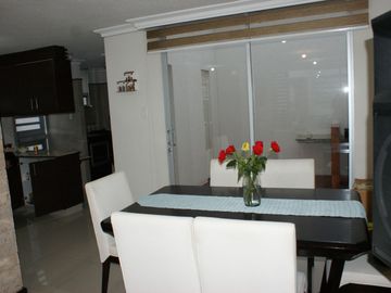 VENTA - CASA - ACABADOS DE LUJO - POMASQUI - NORTE - QUITO
