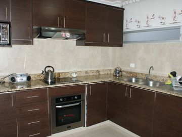 VENTA - CASA - ACABADOS DE LUJO - POMASQUI - NORTE - QUITO