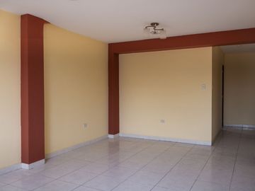 Se vende Departamento - Urb. Los Jazmines, Chiclayo