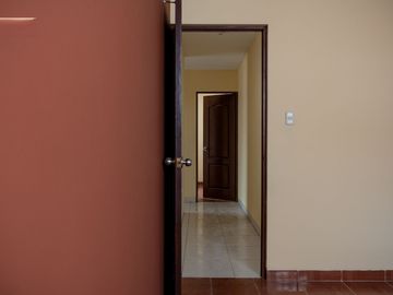 Se vende Departamento - Urb. Los Jazmines, Chiclayo