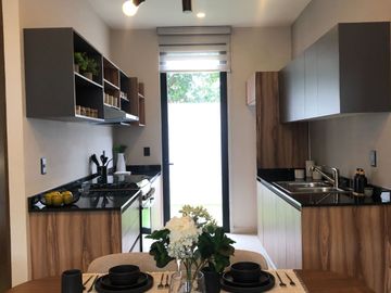 CASA EN PLAYA DEL CARMEN, LA MEJOR CASA EN AMENIDADES Y ACABADOS, ENTREGA INMEDIATA