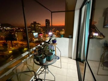 Se vende amplio y hermoso departamento con vista panorámica en sector Parque Japonés de 3 D, 2 b y 1 Bodega. SIN ESTACIONAMIENTO A 6.000 UF (menor val