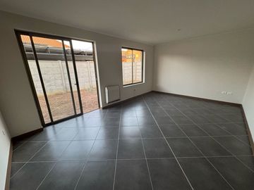 VENDO ESPECTACULAR CASA ESQUINA 1 PISO - LAS RASTRAS, TALCA