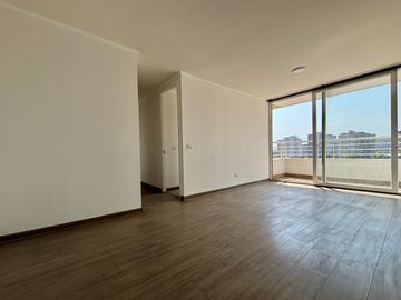 ¡Oportunidad única en San Miguel! 2 Dormitorios, 2 Balcones, Estacionamiento