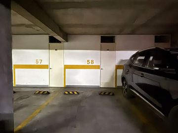 ¡Oportunidad única en San Miguel! 2 Dormitorios, 2 Balcones, Estacionamiento