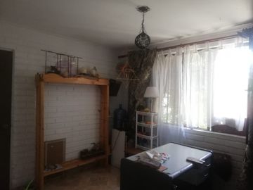 Casa Ampliada en Conjunto Yerbas Buenas, San Bernardo.