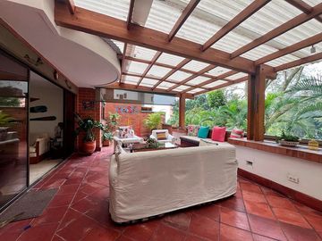 48258 Apartamento en venta en el sector San Lucas, Poblado, Medellin