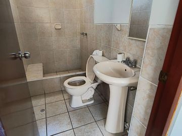 VENTA DE DUPLEX FRENTE A PARQUE EN LA VIRREYNA SURCO