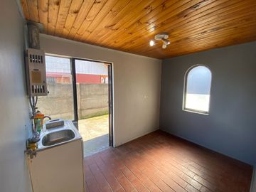 Vendo casa 3 dormitorios 2 baños en Barrio Villa Doña Francisca 2, comuna de Chillán.