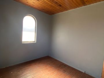 Vendo casa 3 dormitorios 2 baños en Barrio Villa Doña Francisca 2, comuna de Chillán.
