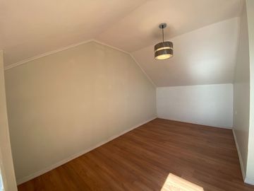 Vendo casa 3 dormitorios 2 baños en Barrio Villa Doña Francisca 2, comuna de Chillán.