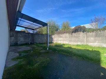 Vendo casa 3 dormitorios 2 baños en Barrio Villa Doña Francisca 2, comuna de Chillán.