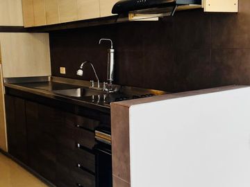 CASA EN VENTA ESQUINERA 4 NIVELES EN  BARRIO EL BATÁN