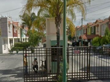 Casa En Remate Bancario En Cto. Panamá, San Francisco Del Rincón, Guanajuato