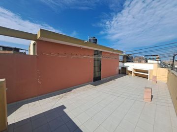 DEPARTAMENTO EN VENTA EN 4to PISO CERCA AL MALL AVENTURA DE CHICLAYO
