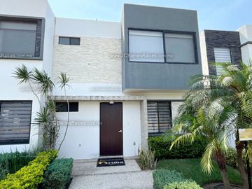 🏡Casa en Venta con Alberca🏊 y Acceso Controlado👮 cerca de Ciudad Industrial🏙️ 💲1,344,000💰✨