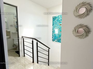 🏡Casa en Venta con Alberca🏊 y Acceso Controlado👮 cerca de Ciudad Industrial🏙️ 💲1,344,000💰✨