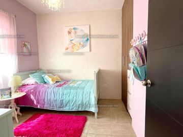 🏡Casa en Venta con Alberca🏊 y Acceso Controlado👮 cerca de Ciudad Industrial🏙️ 💲1,344,000💰✨